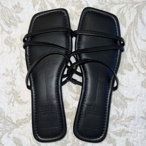 Dolce Vita Vinny Sandals